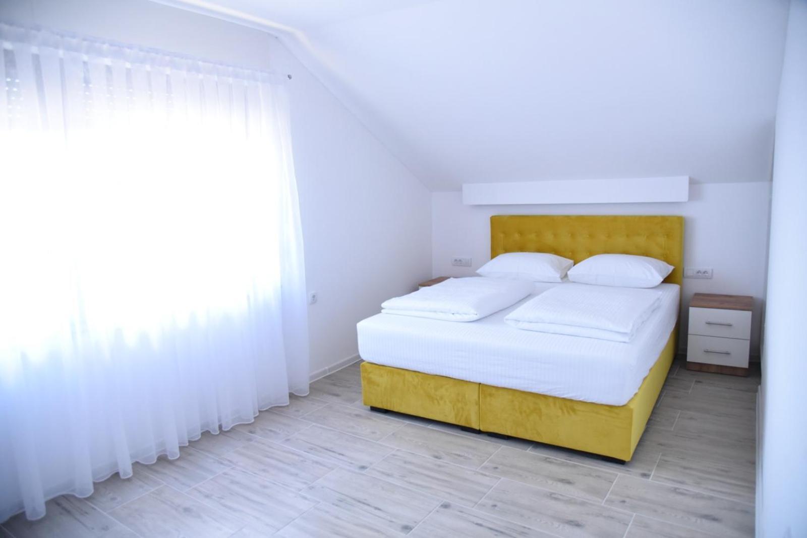 Vb Apartmani Prijedor Exteriör bild